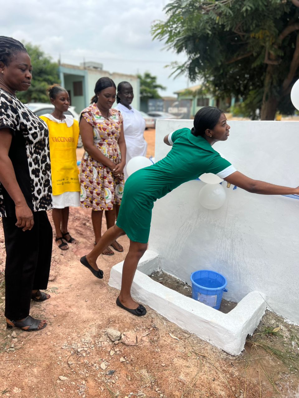 Commissioning the water point at Apatrapa Clinic